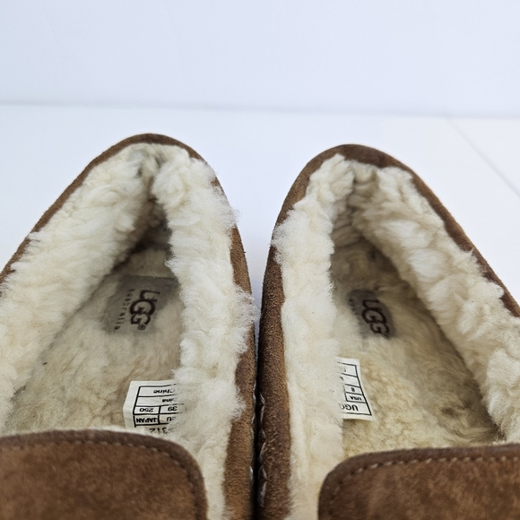 UGG Ansley Women's Brown Suede Slippers with Sheepskin Lining 8 - Picture 8 of 12